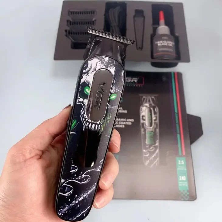 ماشین اصلاح وی جی آر مدل VGR V260 با تیغه سرامیک برش مستقیم